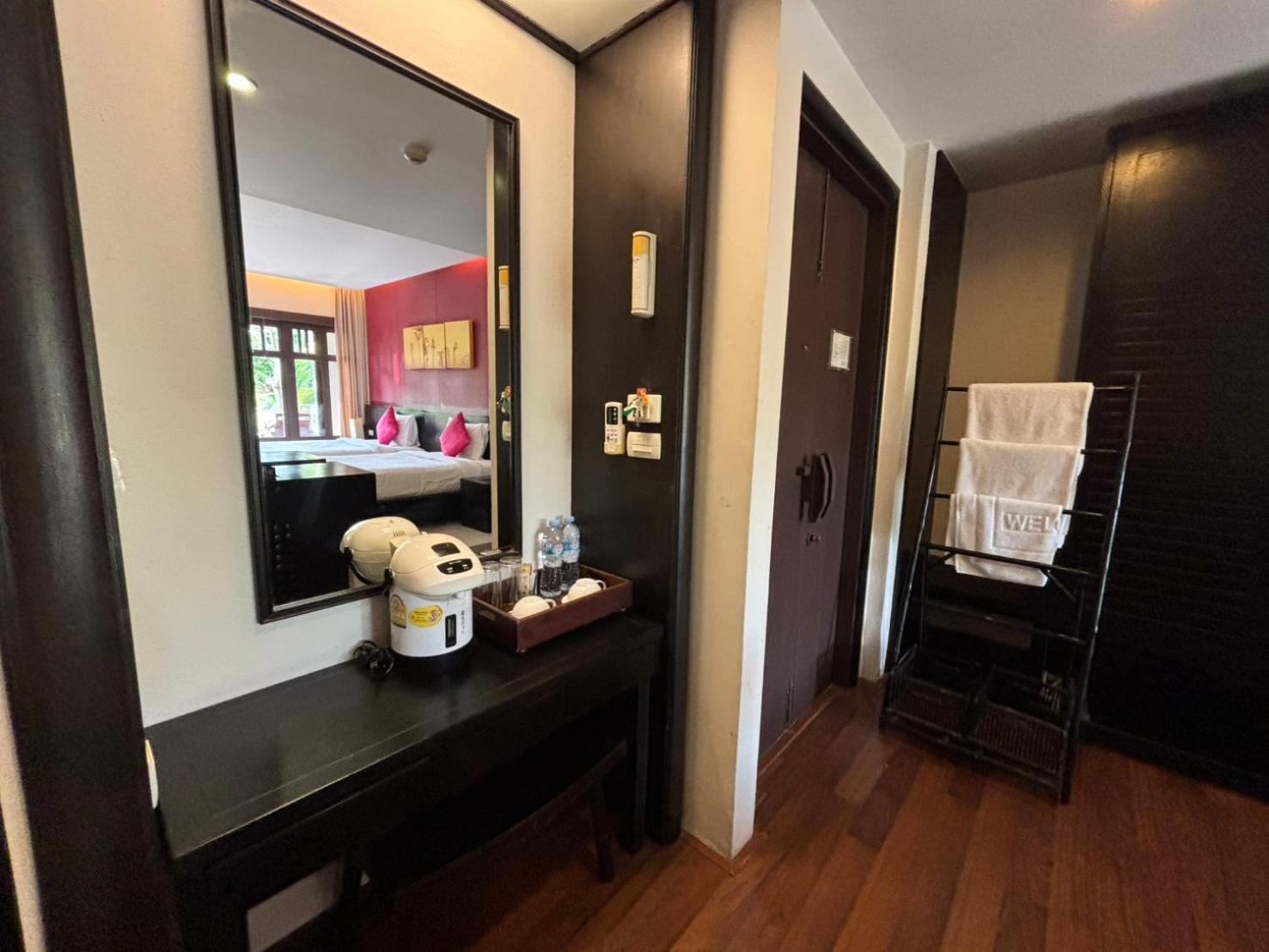 Bhundhari Koh Samui Hotel Pantai Chaweng Bilik gambar